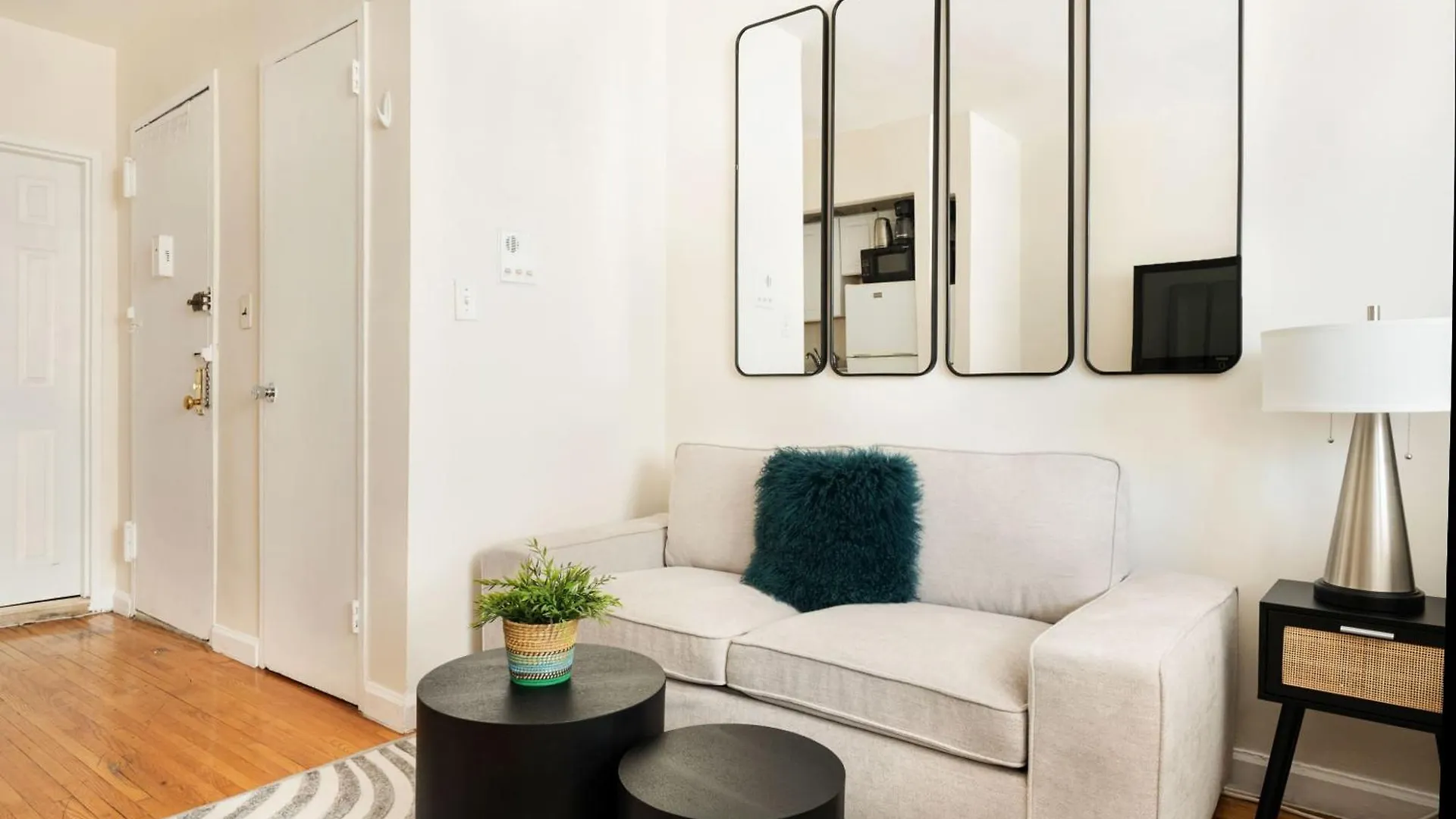 شقة 338-3B Union Square Newly Reno Sleeps 3 نيو يورك الولايات المتحدة الأمريكية